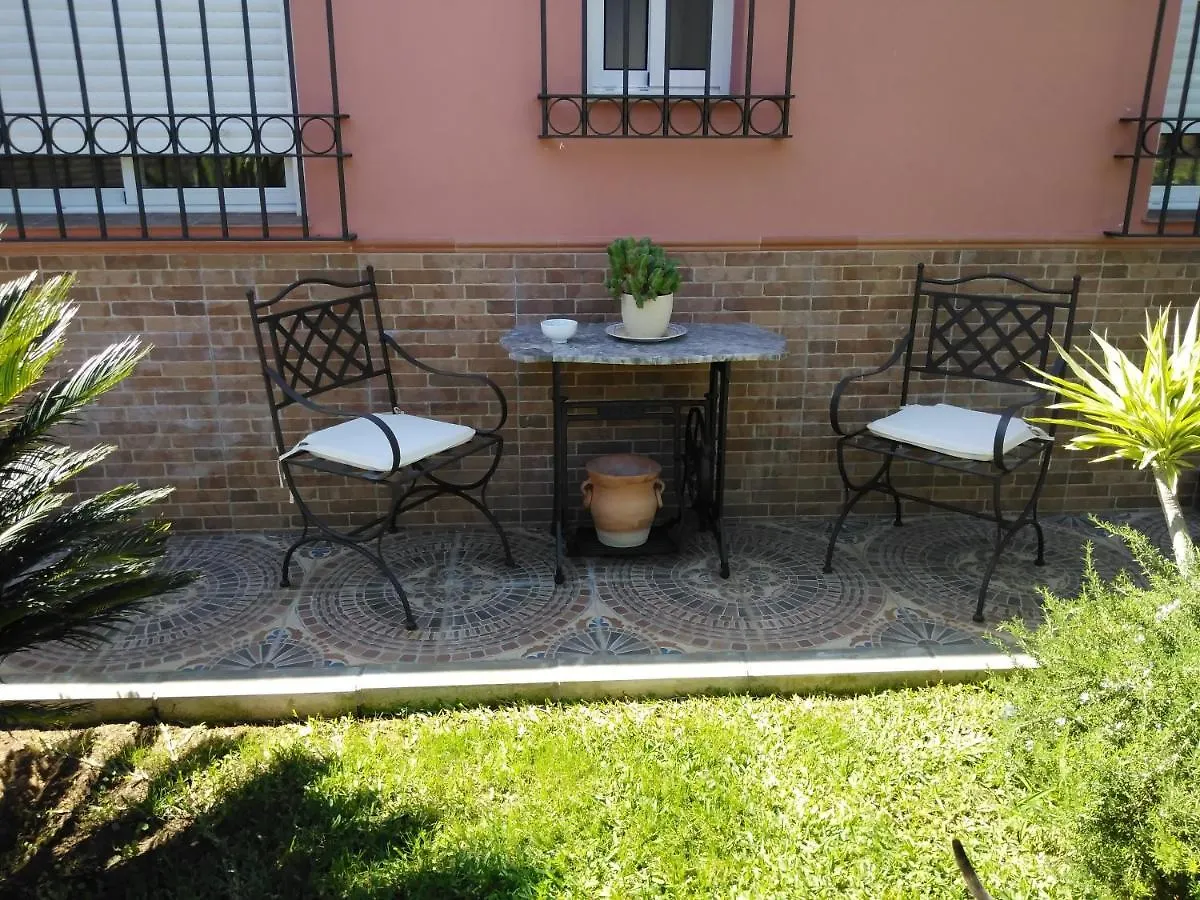 Apartamento Laila,Sevilla, 阿尔卡拉德瓜代拉 0*,  西班牙